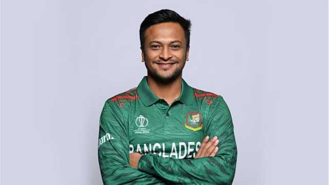 সাকিব আল হাসানসহ ১৫ জনের দেশত্যাগে নিষেধাজ্ঞা