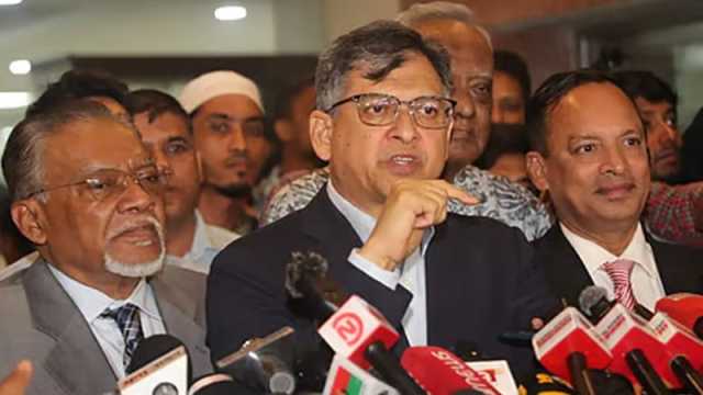 নির্বাচন কোনোভাবেই ডিসেম্বরের পরে যাওয়ার কারণ নেই: সালাহউদ্দিন আহমদ