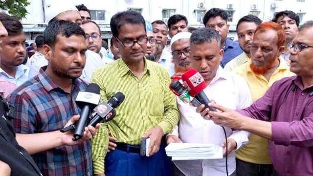 দুই উপদেষ্টার কাছে আজ স্মারকলিপি দেবেন সচিবালয় কর্মচারীরা