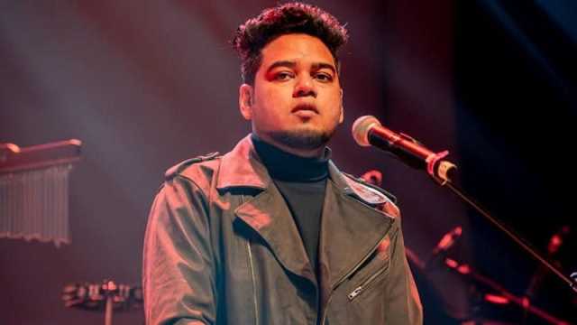 আইয়ুব বাচ্চু ডাকতেন ‘চকলেট বয়’, সেই সাইমন এখন কীবোর্ড যাদুকর
