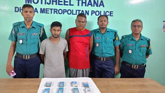 ডিবি পরিচয়ে ব্যবসায়ীর ৩০ লাখ টাকা ছিনতাই, গ্রেপ্তার ৩ 