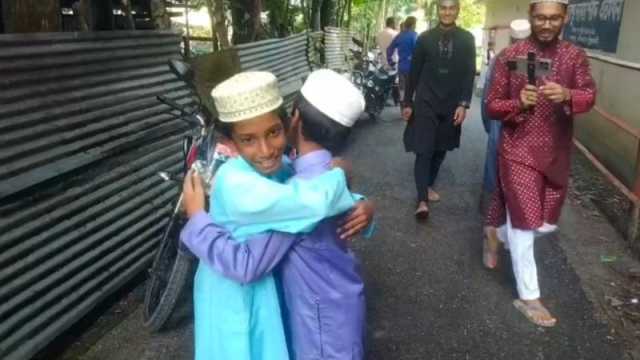 পটুয়াখালীর ৩৫ গ্রামে ঈদ উদযাপন