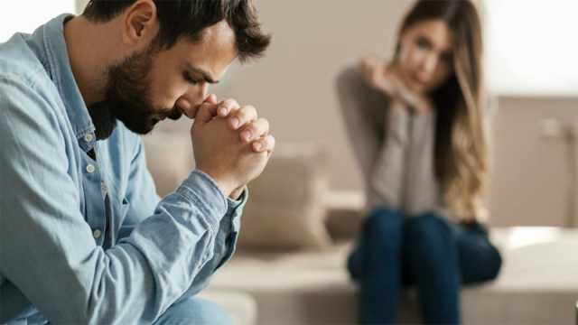 কীভাবে বুঝবেন সঙ্গী মিথ্যা বলছে