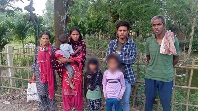 পাটগ্রাম সীমান্তে নারী-শিশুসহ সাতজনকে পুশইন