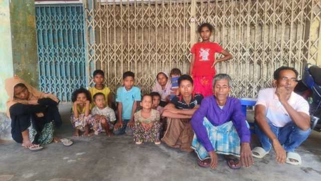 টেকনাফ সীমান্ত দিয়ে নতুন করে আসা ১৪ রোহিঙ্গা বিজিবি হেফাজতে