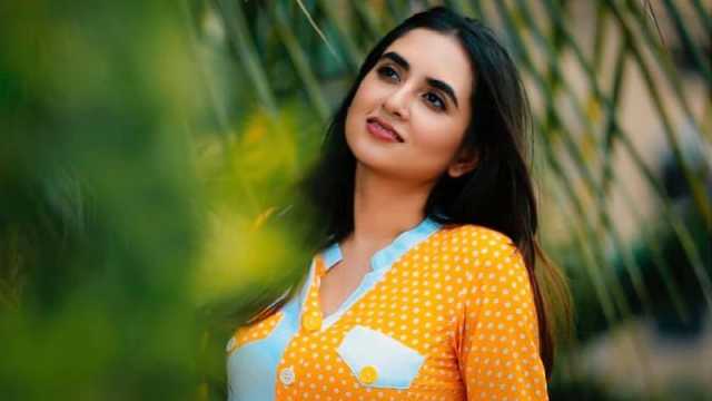 প্রতিনিয়ত নিজেকে ছাড়িয়ে যাওয়ার চেষ্টা তানিয়া বৃষ্টির