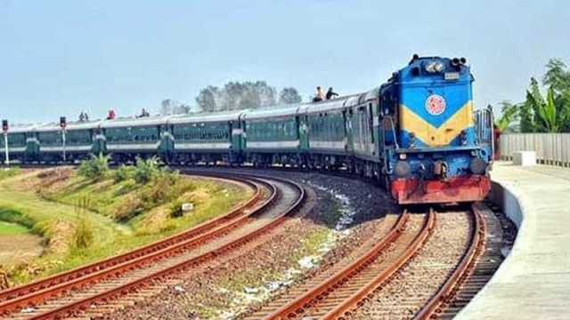 ট্রেনে ফিরতি ঈদযাত্রা: ১২ জুনের টিকিট বিক্রি হবে আজ