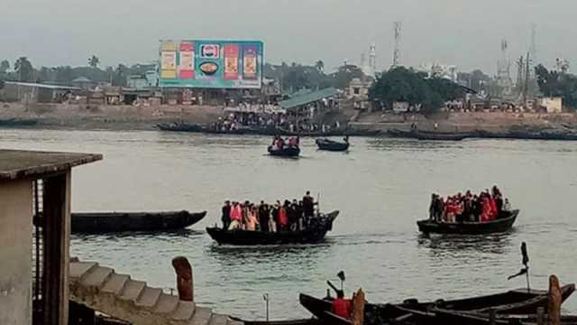 রূপসা ঘাটে টোলের নামে তেলেসমাতি