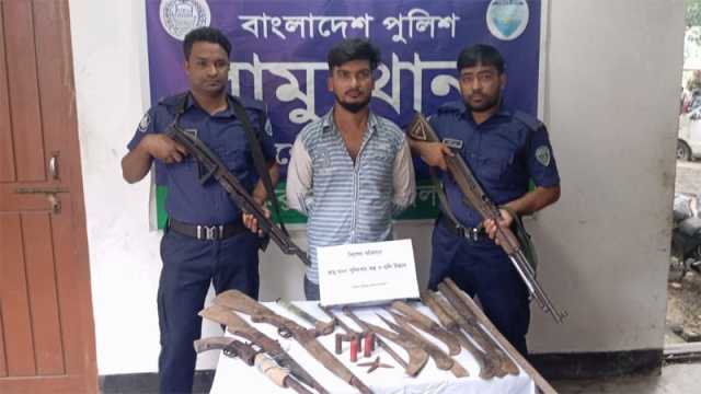 রামুতে অস্ত্রসহ গ্রেপ্তার যুবদল নেতা কারাগারে