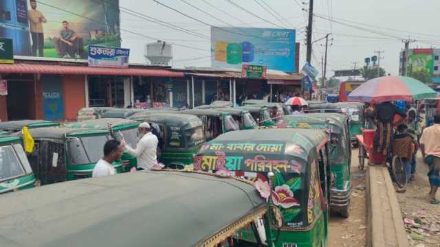 ‘দেশে ভালো-মন্দ দেখার কেউ নেই প্রতিবাদ করলে অপমানিত হতে হয়’