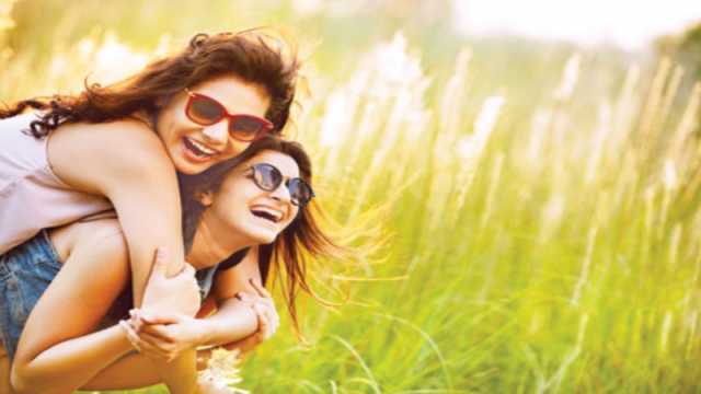 ফেসবুক নয়, গুরুত্ব পাক বন্ধুরা