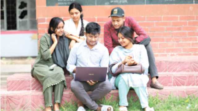 সেরা তিন প্রফেশনাল কোর্স