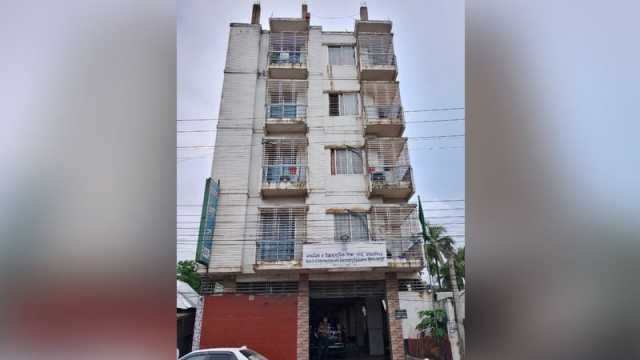 সেবার জন্য ভবন থেকে ভবনে দৌড়াদৌড়ি, হয়রানি