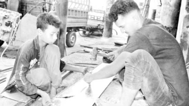 শিশুশ্রম প্রতিরোধ গ্রাম থেকে শুরু হোক