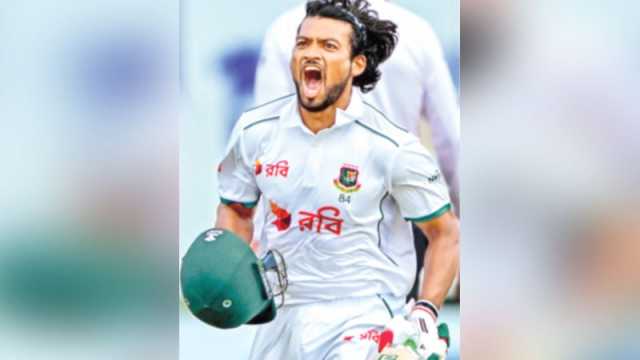 আফসোসে রেখে গল টেস্ট ড্র