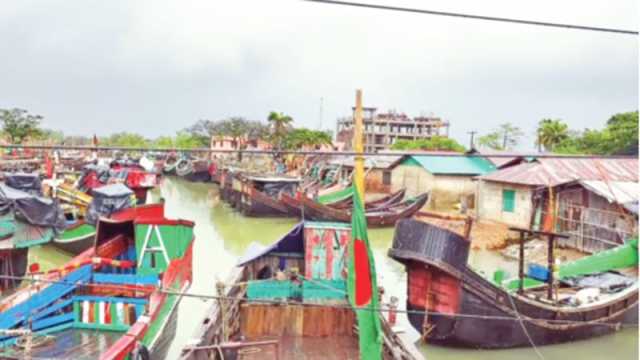 সাগর-নদে ভয় আরাকান আর্মি
