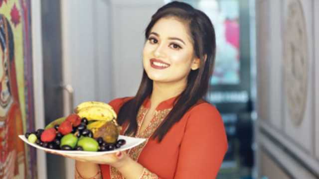 রূপে লাবণ্যে ফল