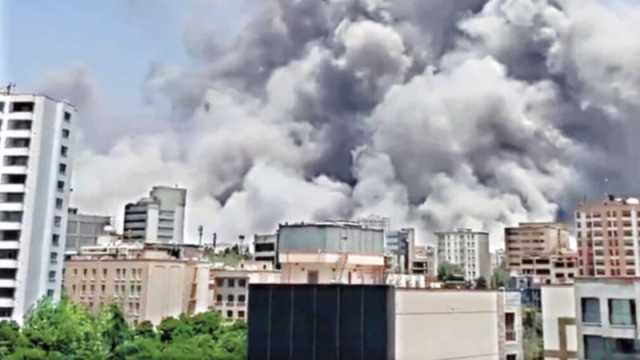 কাতার ও ইরাকের মার্কিন ঘাঁটিতে ইরানের হামলা