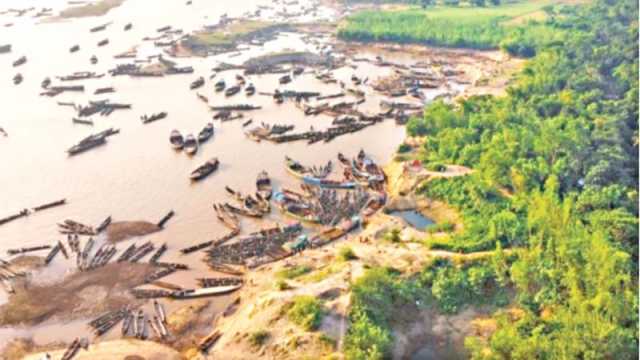 সুনামগঞ্জে শতকোটির বালুমহাল নিয়ে বিএনপির দু’পক্ষে দ্বন্দ্ব