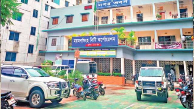 সেবা পেতে গিয়ে ক্লান্ত নাগরিক