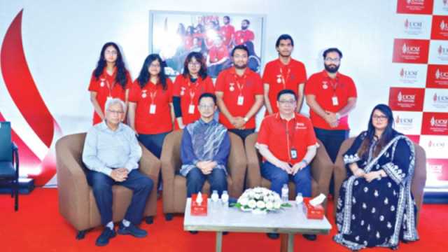 ইউসিএসআই ইউনিভার্সিটির ৬ শিক্ষার্থী পেলেন ব্র্যান্ড অ্যাম্বাসাডর অ্যাওয়ার্ড