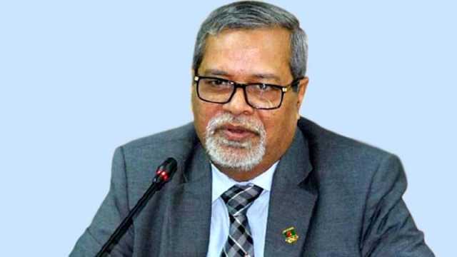 সাবেক সিইসি নুরুল হুদাকে আটক করে পুলিশে সোপর্দ