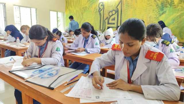 চট্টগ্রামে এইচএসসি পরীক্ষার প্রথম দিন অনুপস্থিত ১২৩০ শিক্ষার্থী