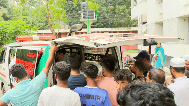 ভাঙ্গায় বাস-অটোরিকশা মুখোমুখি সংঘর্ষে নিহত বেড়ে ৫