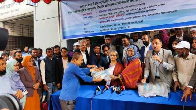 বাজারে মধ্যস্বত্বভোগী কমলে ইলিশের দাম কমানো সম্ভব: মৎস্য উপদেষ্টা