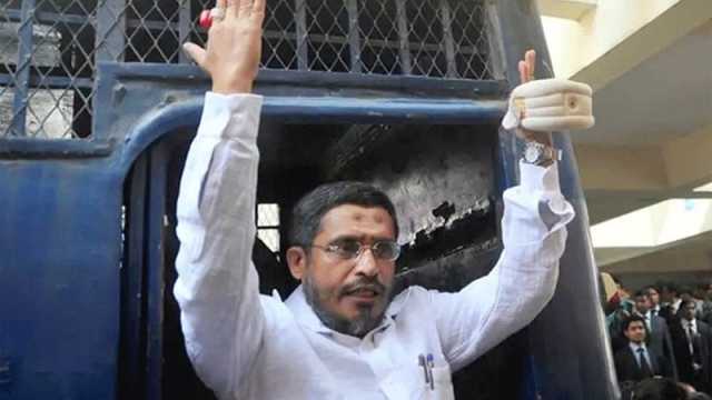 ১০ ট্রাক অস্ত্র মামলা থেকে খালাস পেলেন বাবর