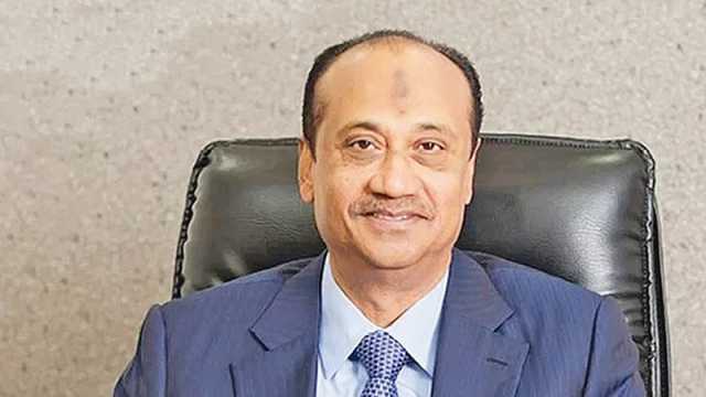 এস আলম পরিবারের ৮৭ ব্যাংক হিসাব অবরুদ্ধ, সম্পদ জব্দের আদেশ