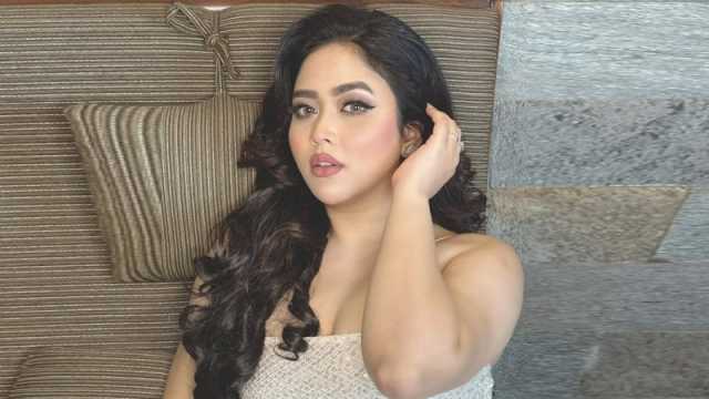 নয় ছবি প্রকাশ করে ভাবনা বললেন, আমি সেরা