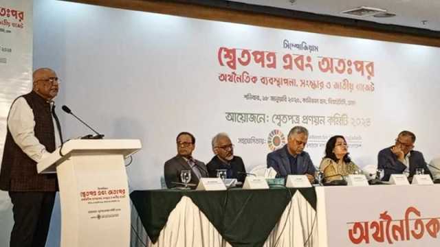 সরকারের চলমান পদক্ষেপ নিয়ে নানা প্রশ্ন রয়েছে: দেবপ্রিয় ভট্টাচার্য
