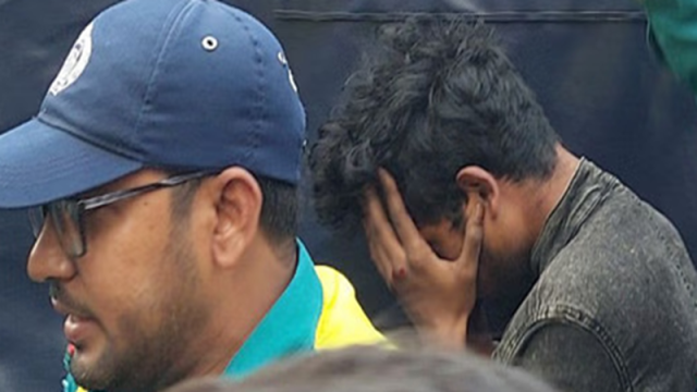 বান্ধবীকে জন্মদিনের উপহার দিতে পিস্তল নিয়ে জুতা চুরিতে শিক্ষার্থী