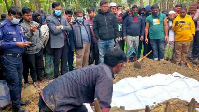 গাঁজা না পেয়ে ট্রাকচালককে হত্যা করে হেলপার, বলছে পুলিশ