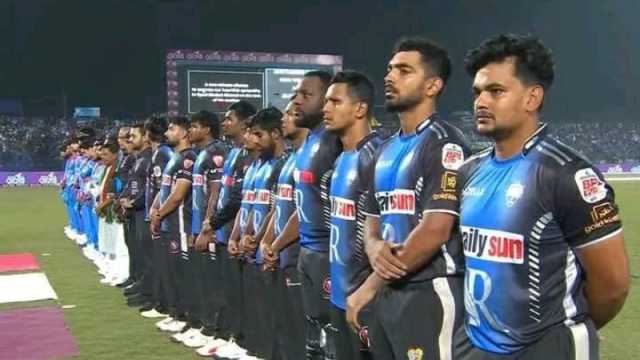 খালেদের মায়ের মৃত্যুতে এক মিনিট নীরবতা পালন