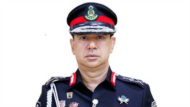 র‌্যাবের সাবেক মহাপরিচালক হারুনের বিরুদ্ধে গ্রেপ্তারি পরোয়ানা