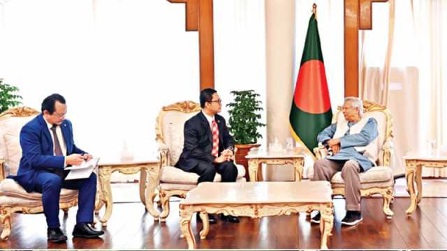 শ্রমিকদের জন্য মালয়েশিয়ার মাল্টিপল-এন্ট্রি ভিসা চাইলেন ড. ইউনূস